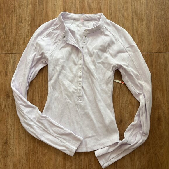 Free People Movement Long Sleeve Front Button Henley Pink Purple NWT Size S - Picture 2 of 10